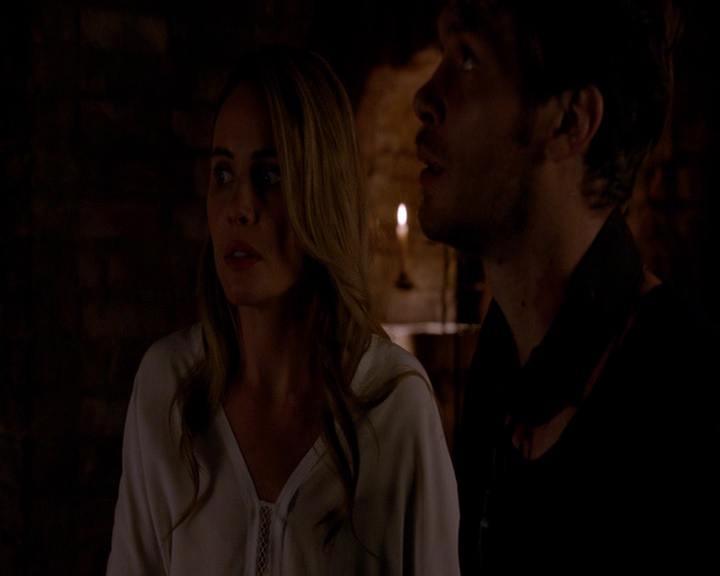 VampireDiaries-dot-nl_TheOriginals4x02NoQuarter-deletedscene0020.jpg