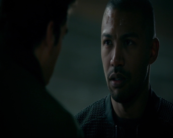 vampirediariesworld-dot-nl_TheOriginals5x10ThereInTheDisappearingLight01433.jpg