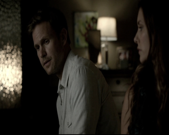 VampireDiariesWorld-dot-nl_6x01IllRemember2121.jpg