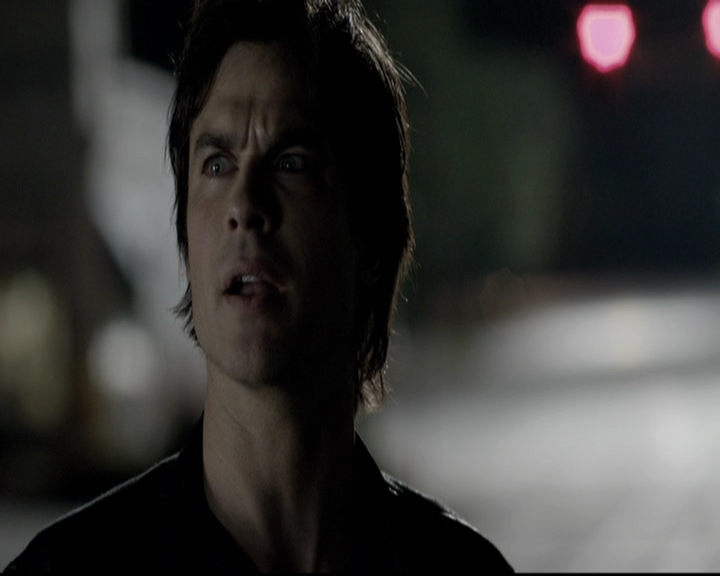 VampireDiariesWorld-dot-nl_6x02YellowLedbetter0098.jpg