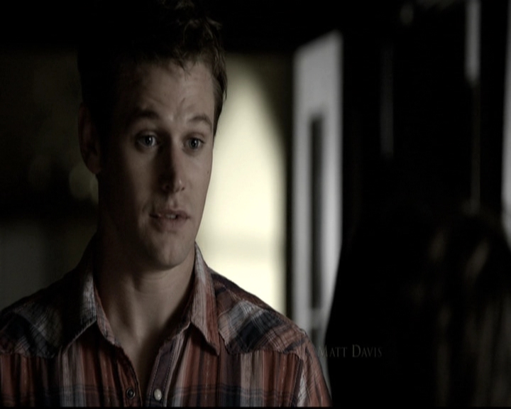 VampireDiariesWorld-dot-nl_6x02YellowLedbetter0158.jpg