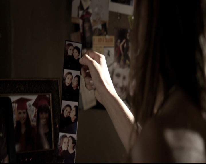 VampireDiariesWorld-dot-nl_6x02YellowLedbetter0255.jpg