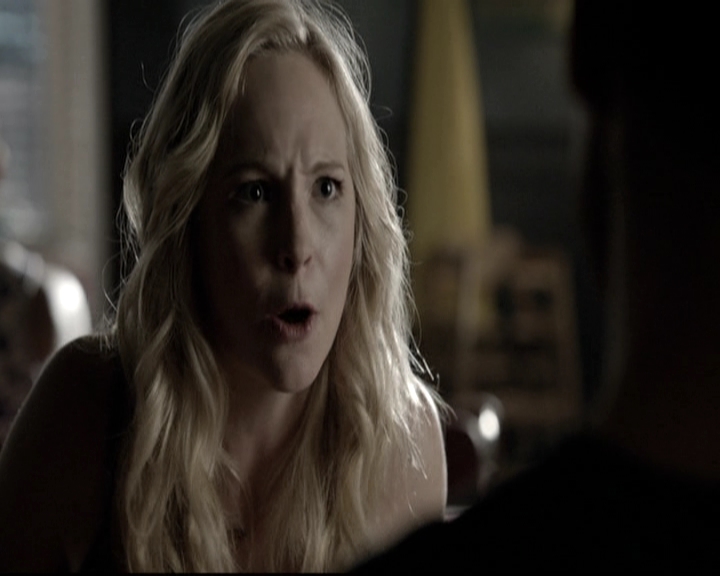 VampireDiariesWorld-dot-nl_6x02YellowLedbetter0332.jpg