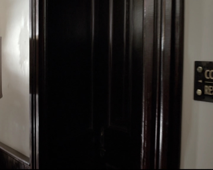 VampireDiariesWorld-dot-nl_6x02YellowLedbetter0346.jpg