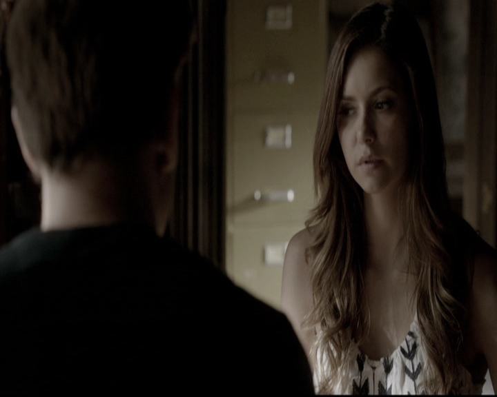 VampireDiariesWorld-dot-nl_6x02YellowLedbetter0432.jpg
