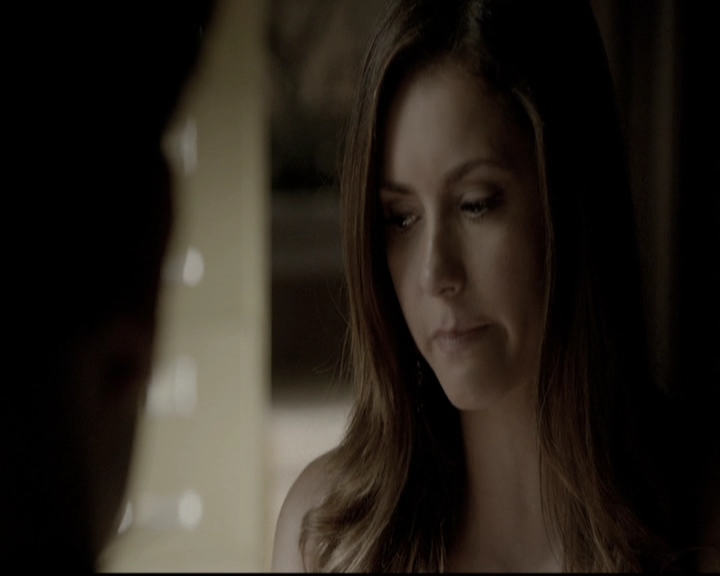 VampireDiariesWorld-dot-nl_6x02YellowLedbetter0447.jpg