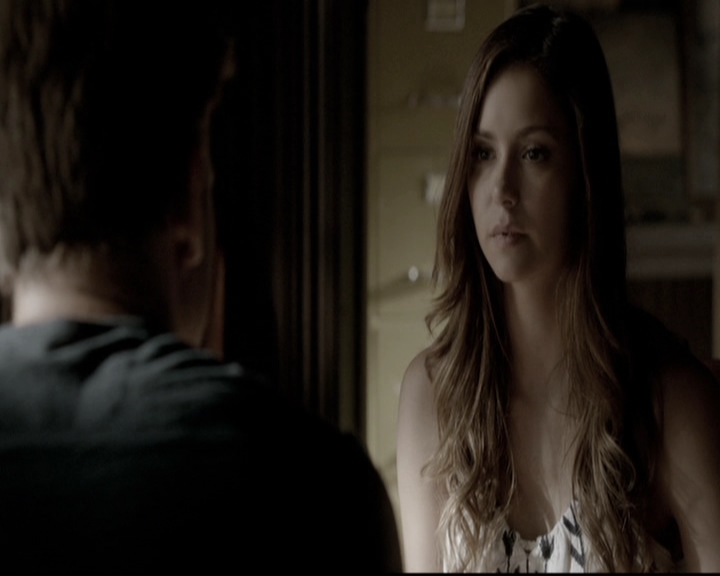 VampireDiariesWorld-dot-nl_6x02YellowLedbetter0460.jpg