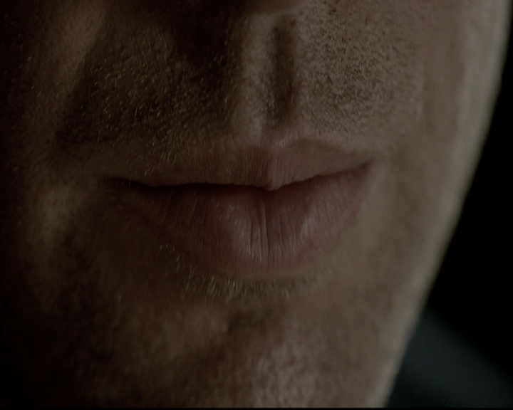 VampireDiariesWorld-dot-nl_6x02YellowLedbetter0531.jpg