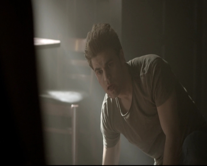 VampireDiariesWorld-dot-nl_6x04BlackHoleSun1511.jpg