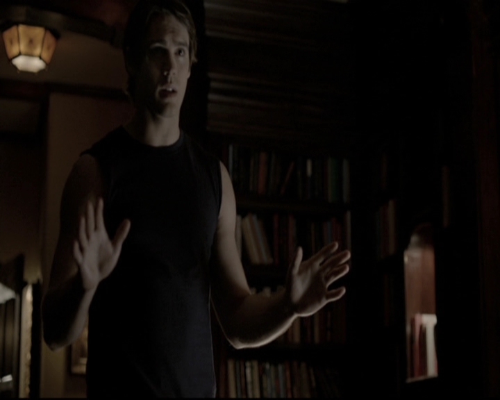 VampireDiariesWorld-dot-nl_6x04BlackHoleSun1932.jpg
