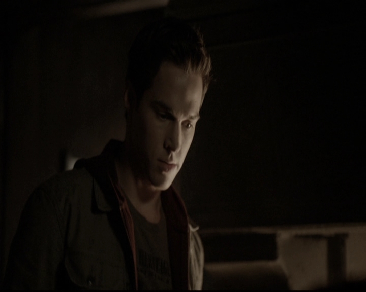 VampireDiariesWorld-dot-nl_6x04BlackHoleSun2161.jpg