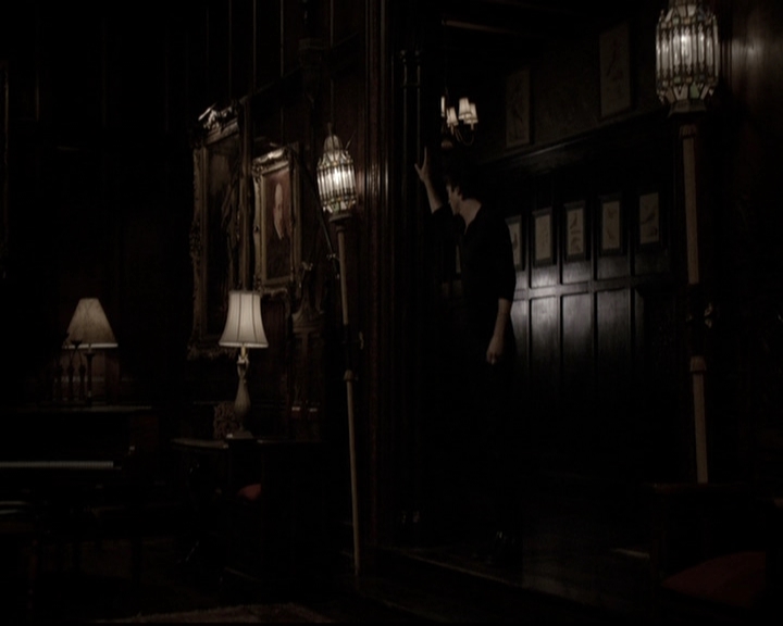 VampireDiariesWorld-dot-nl_6x10ChristmasThroughYourEyes2167.jpg