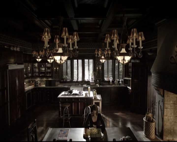 VampireDiariesWorld-dot-nl_6x13TheDayITriedTLive0035.jpg