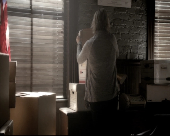 VampireDiariesWorld-dot-nl_6x14Stay0086.jpg