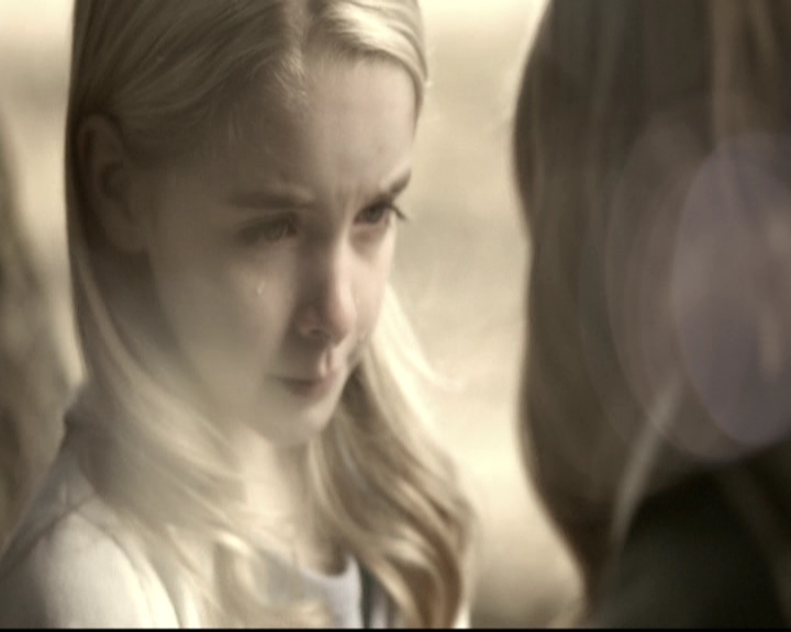 VampireDiariesWorld-dot-nl_6x15LetHerGo0050.jpg