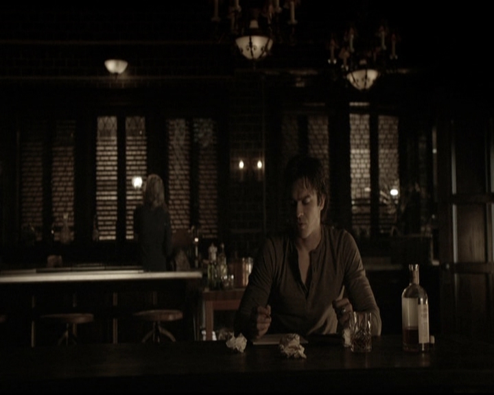 VampireDiariesWorld-dot-nl_6x15LetHerGo0108.jpg