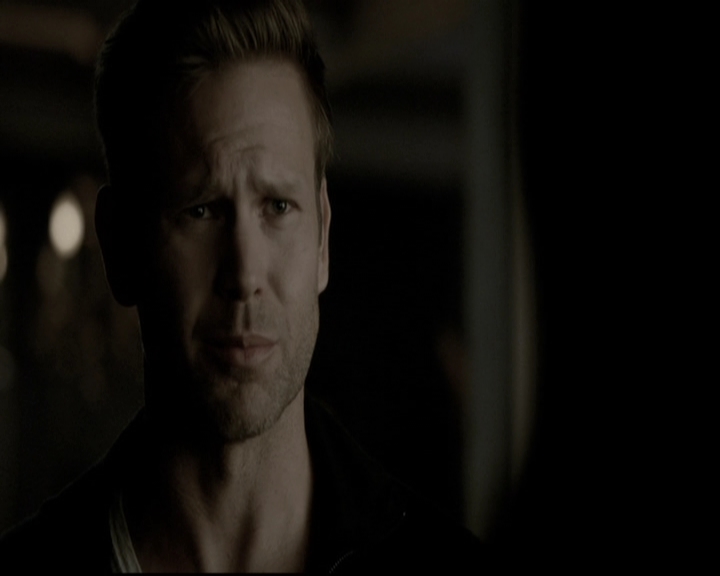 VampireDiariesWorld-dot-nl_6x15LetHerGo1767.jpg