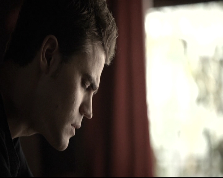 VampireDiariesWorld-dot-nl_6x22ImThinkingOfYouAllTheWhile1855.jpg