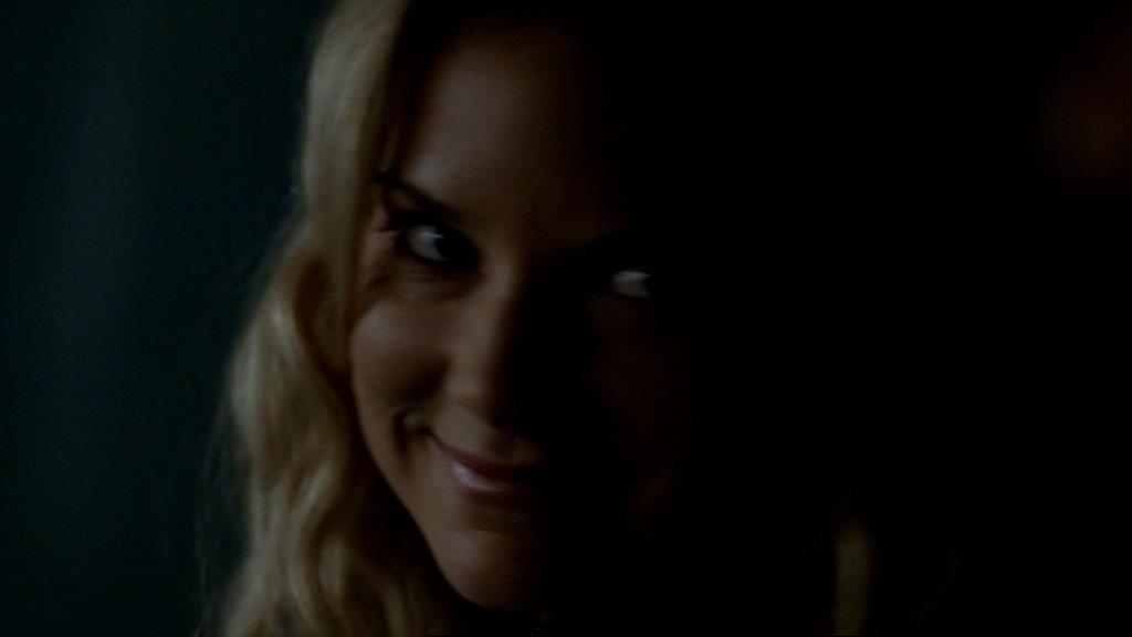 VampireDiariesWorld-dot-org_1x01Pilot_Captures00040.jpg