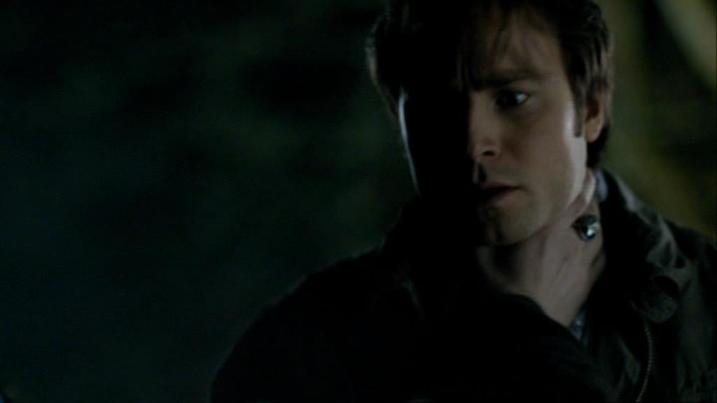 VampireDiariesWorld-dot-org_1x01Pilot_Captures00086.jpg