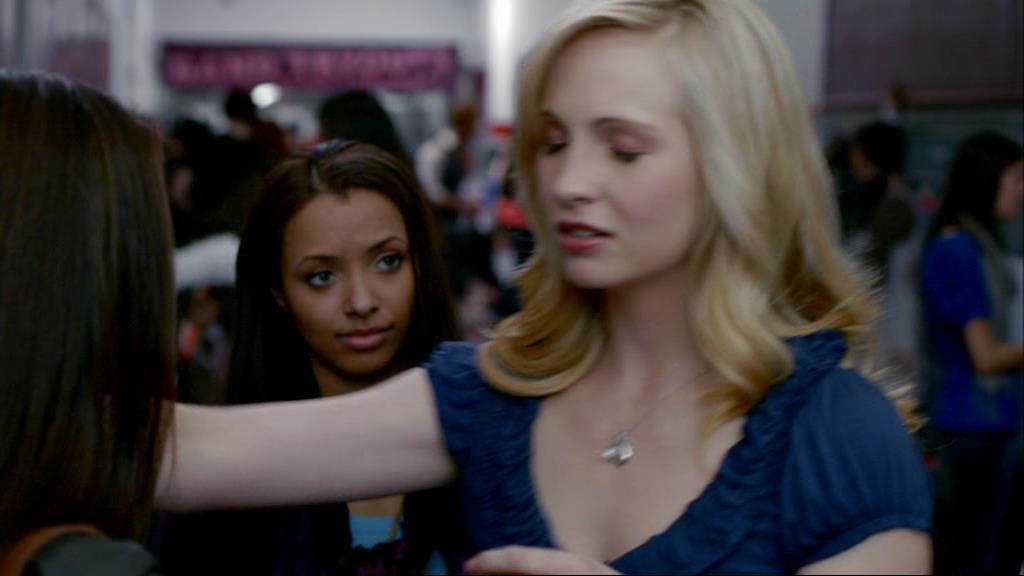 VampireDiariesWorld-dot-org_1x01Pilot_Captures00379.jpg