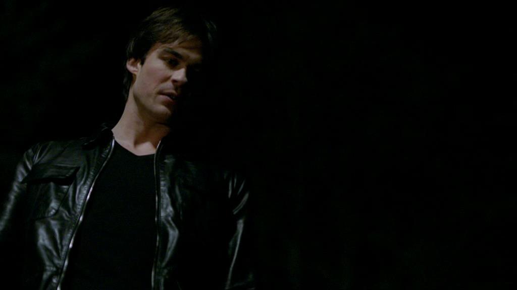 VampireDiariesWorld-dot-org_1x01Pilot_Captures02255.jpg