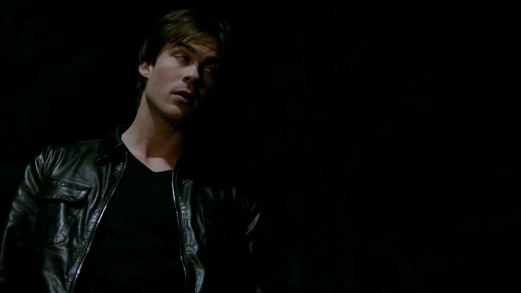 VampireDiariesWorld-dot-org_1x01Pilot_Captures02262.jpg