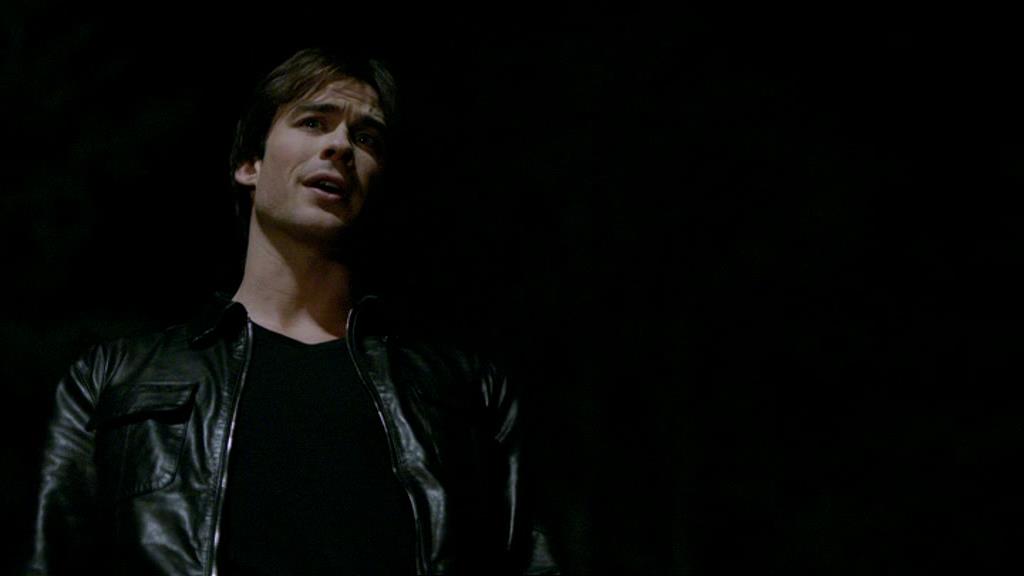 VampireDiariesWorld-dot-org_1x01Pilot_Captures02265.jpg