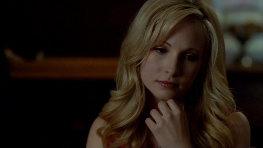 VampireDiariesWorld-dot-org_1x01Pilot_Captures02470.jpg