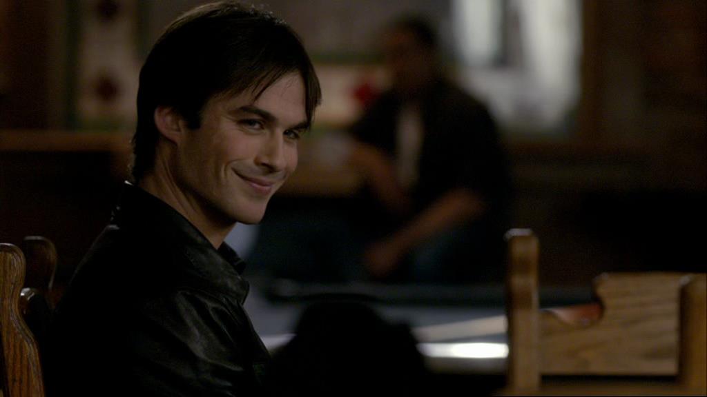 VampireDiariesWorld-dot-org_1x01Pilot_Captures02476.jpg