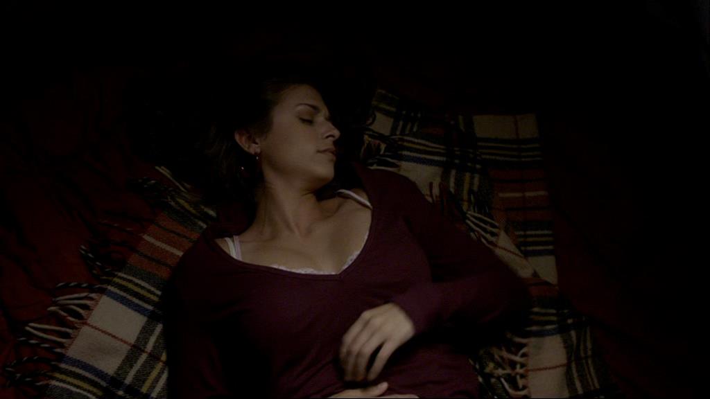 VampireDiariesWorld_dot_org-1x02TheNightOfTheComet00037.jpg