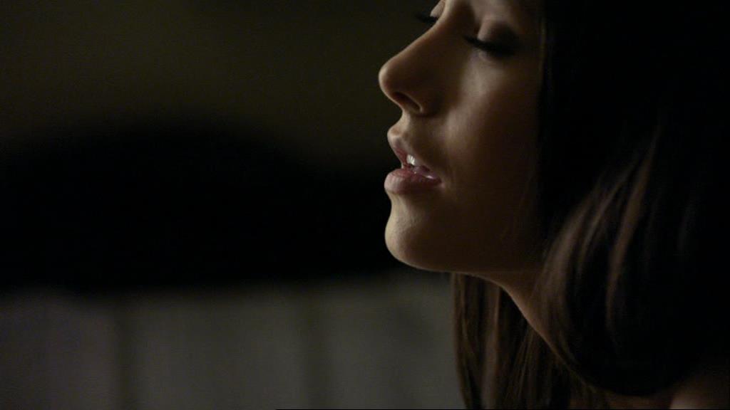 VampireDiariesWorld_dot_org-1x02TheNightOfTheComet00110.jpg