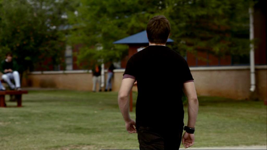 VampireDiariesWorld_dot_org-1x02TheNightOfTheComet00317.jpg