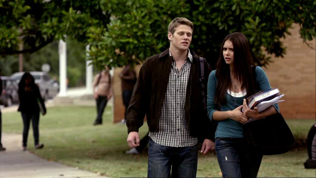 VampireDiariesWorld_dot_org-1x02TheNightOfTheComet00346.jpg