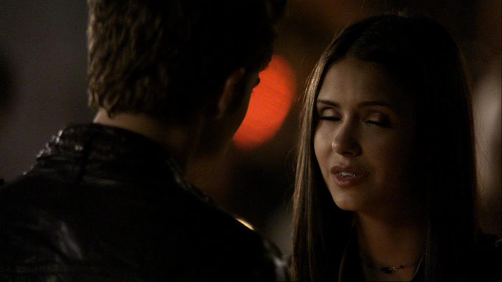 VampireDiariesWorld_dot_org-1x02TheNightOfTheComet01507.jpg