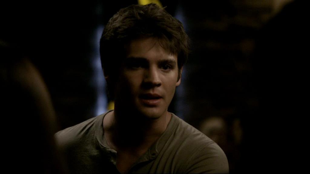 VampireDiariesWorld_dot_org-1x02TheNightOfTheComet01574.jpg