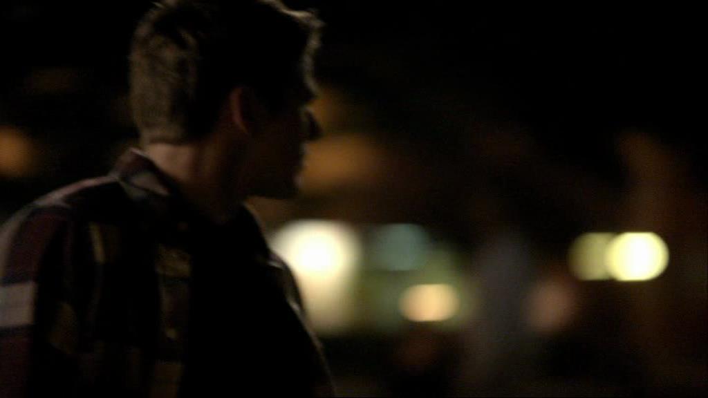 VampireDiariesWorld_dot_org-1x02TheNightOfTheComet01656.jpg