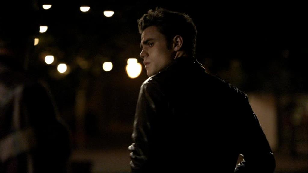 VampireDiariesWorld_dot_org-1x02TheNightOfTheComet01666.jpg