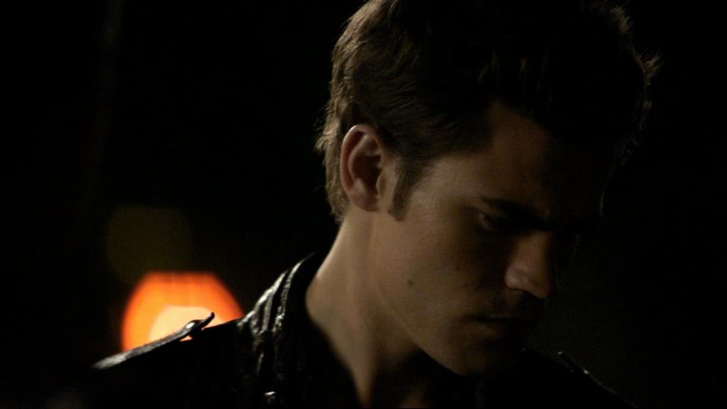 VampireDiariesWorld_dot_org-1x02TheNightOfTheComet01697.jpg