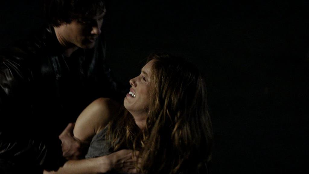 VampireDiariesWorld_dot_org-1x02TheNightOfTheComet01894.jpg