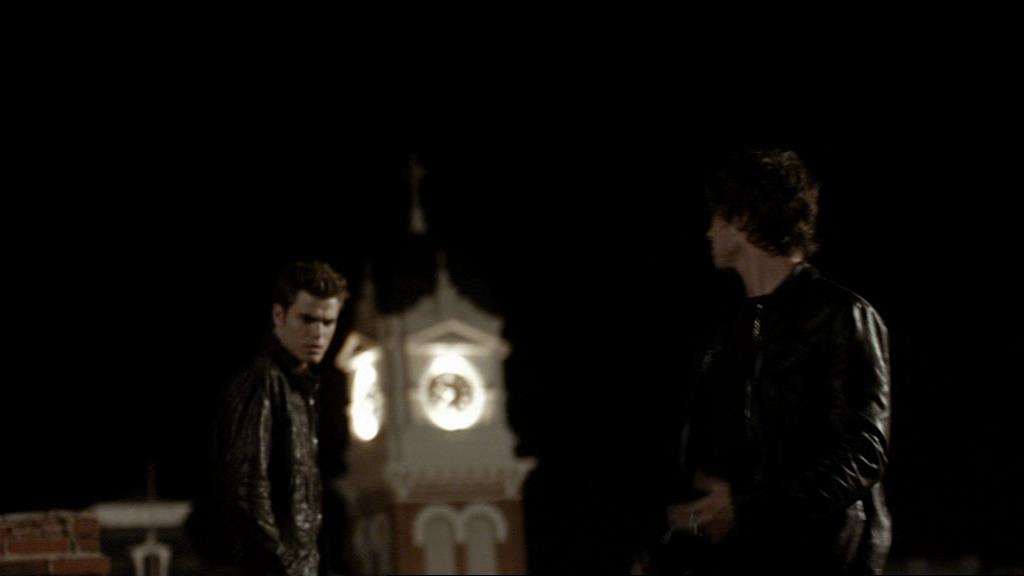 VampireDiariesWorld_dot_org-1x02TheNightOfTheComet01911.jpg