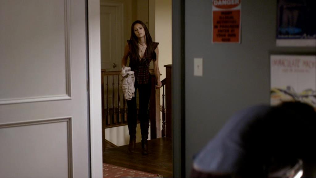 VampireDiariesWorld_dot_org-1x02TheNightOfTheComet02033.jpg