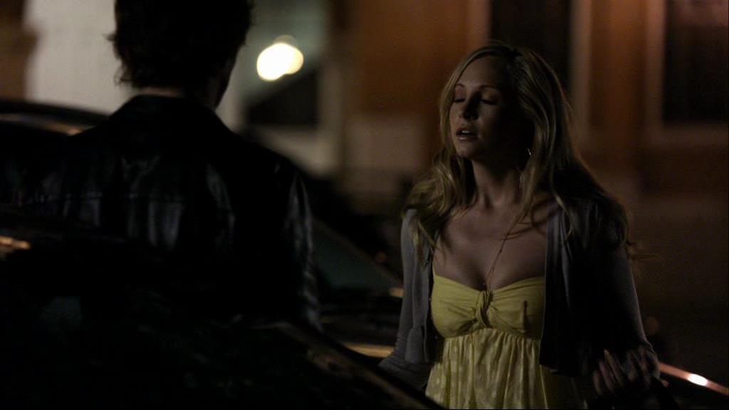 VampireDiariesWorld_dot_org-1x02TheNightOfTheComet02197.jpg