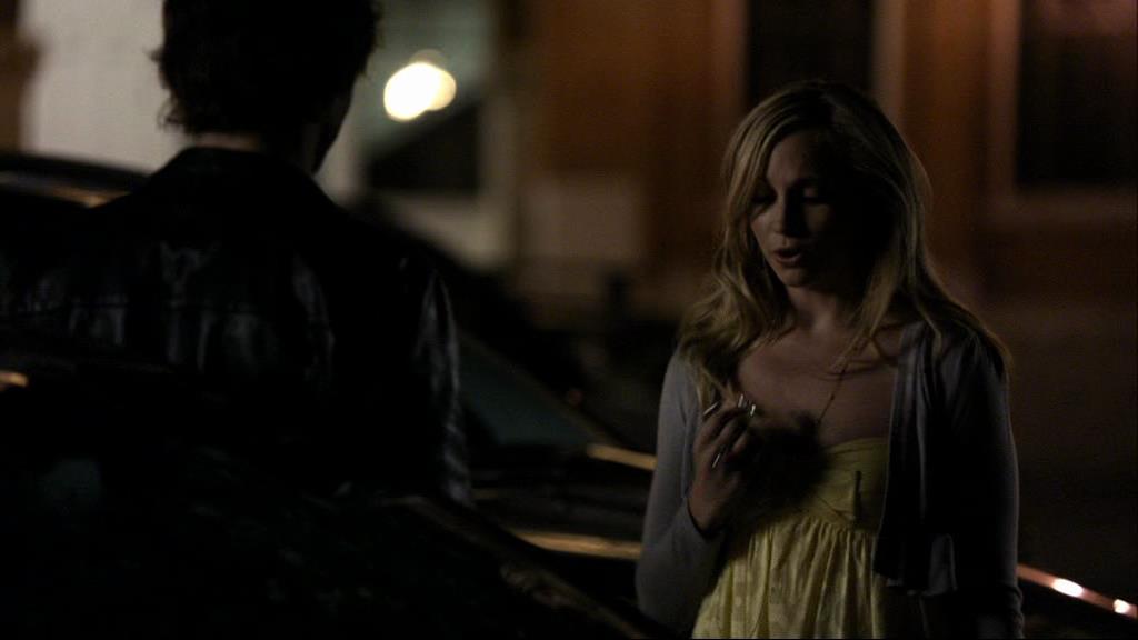 VampireDiariesWorld_dot_org-1x02TheNightOfTheComet02200.jpg