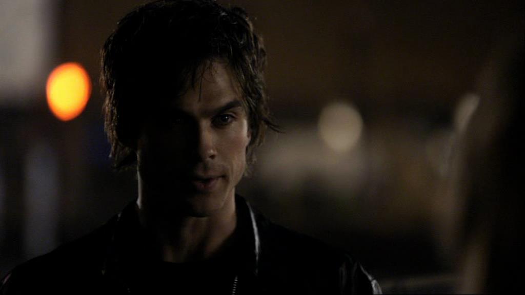 VampireDiariesWorld_dot_org-1x02TheNightOfTheComet02201.jpg