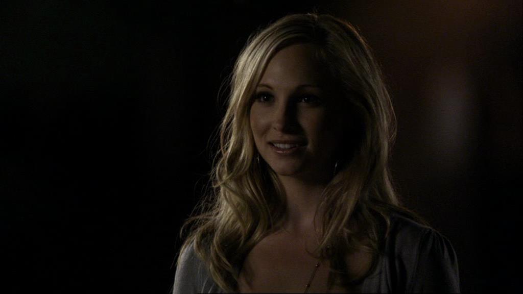 VampireDiariesWorld_dot_org-1x02TheNightOfTheComet02215.jpg