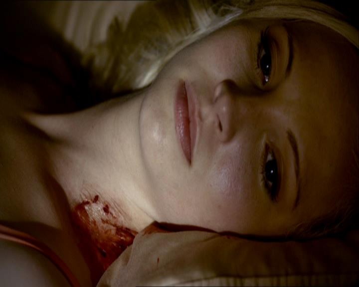 VampireDiariesWorld_dot_org-1x03FridayNightBites0022.jpg