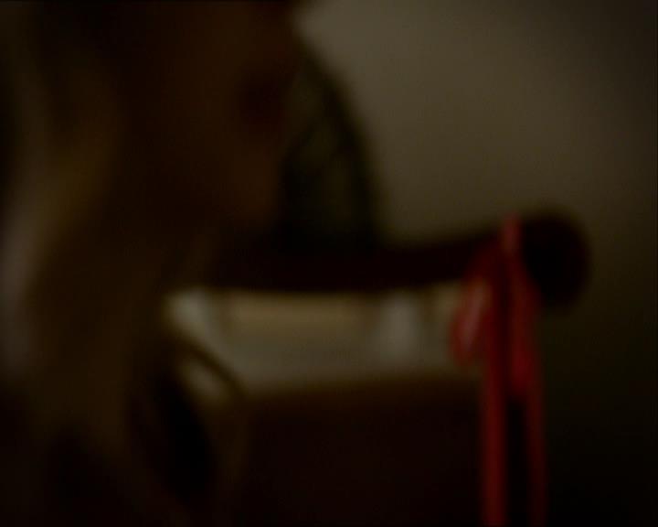 VampireDiariesWorld_dot_org-1x03FridayNightBites0064.jpg