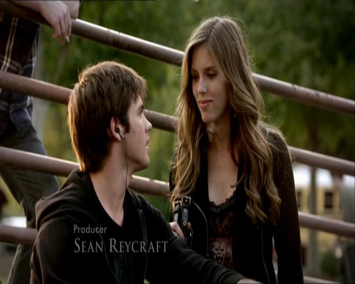 VampireDiariesWorld_dot_org-1x03FridayNightBites0186.jpg