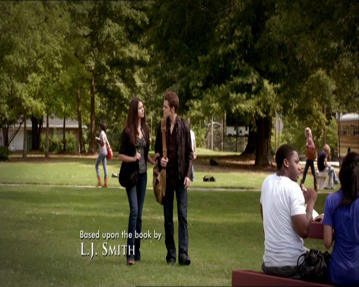 VampireDiariesWorld_dot_org-1x03FridayNightBites0251.jpg